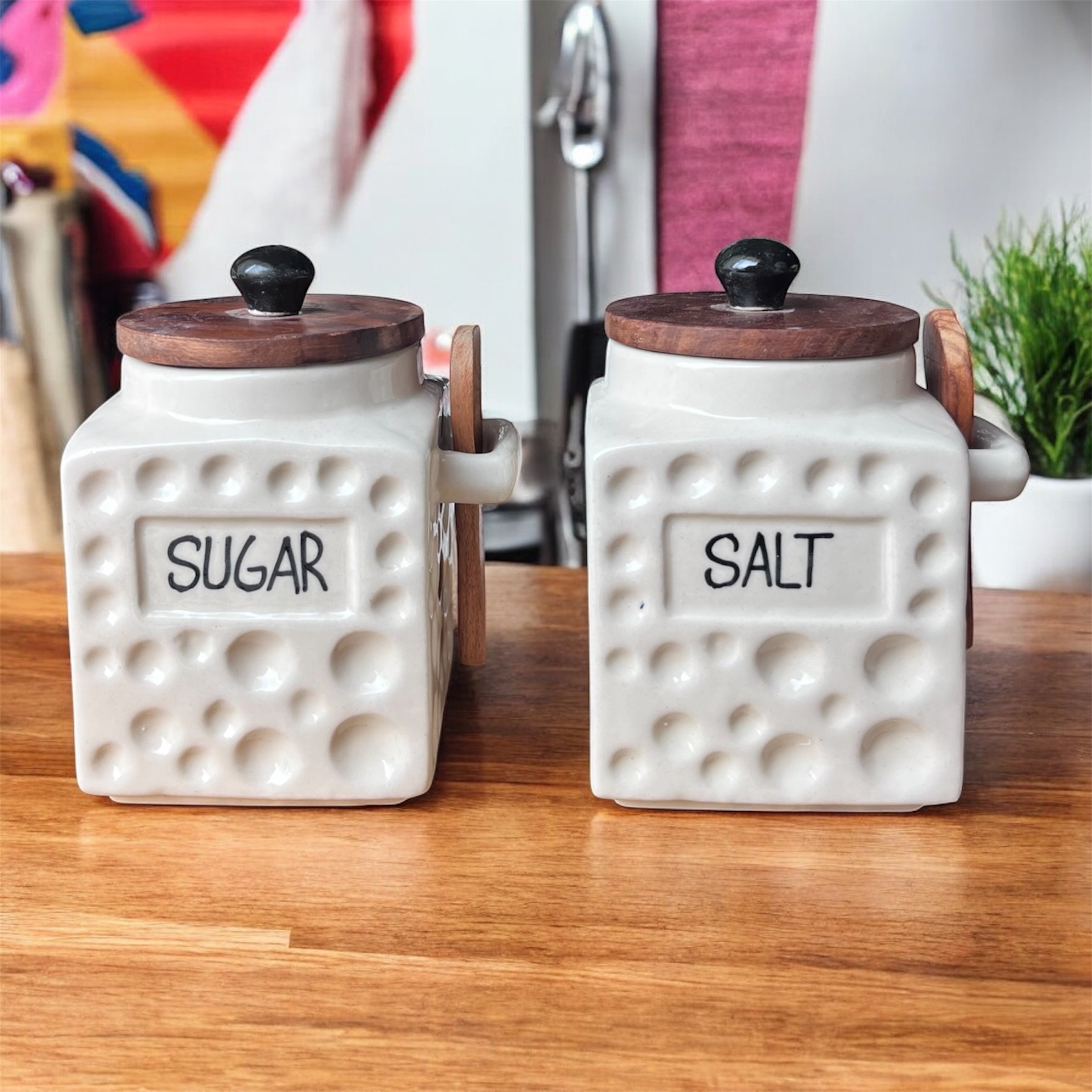 SOULCRAFTZ Embossed Ceramic Tea & Sugar Jar Set with Wooden Lid and Spoon – Square