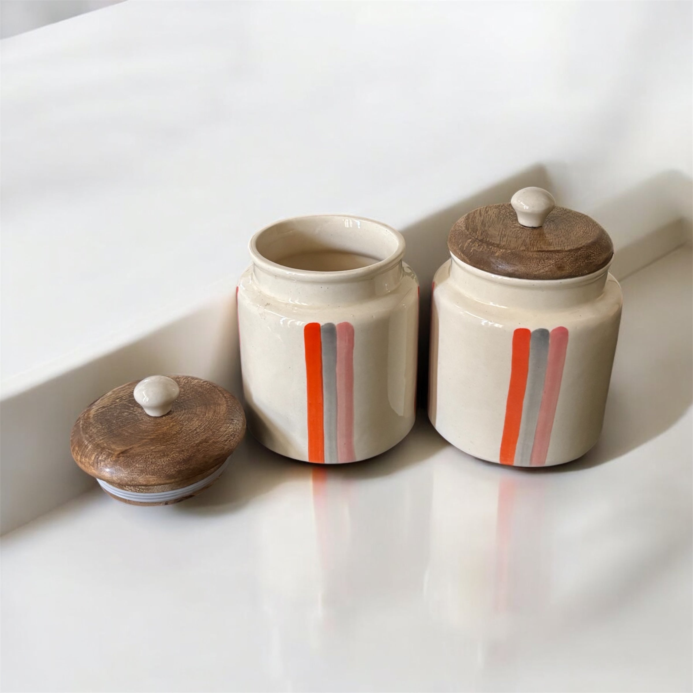 SOULCRAFTZ Handpainted Ceramic Jars with Airtight Wooden Lid | Kitchen Storage | Multipurpose Barni | Pickle jar Storage Container | Dining Table Container | 450ML | Set of 2