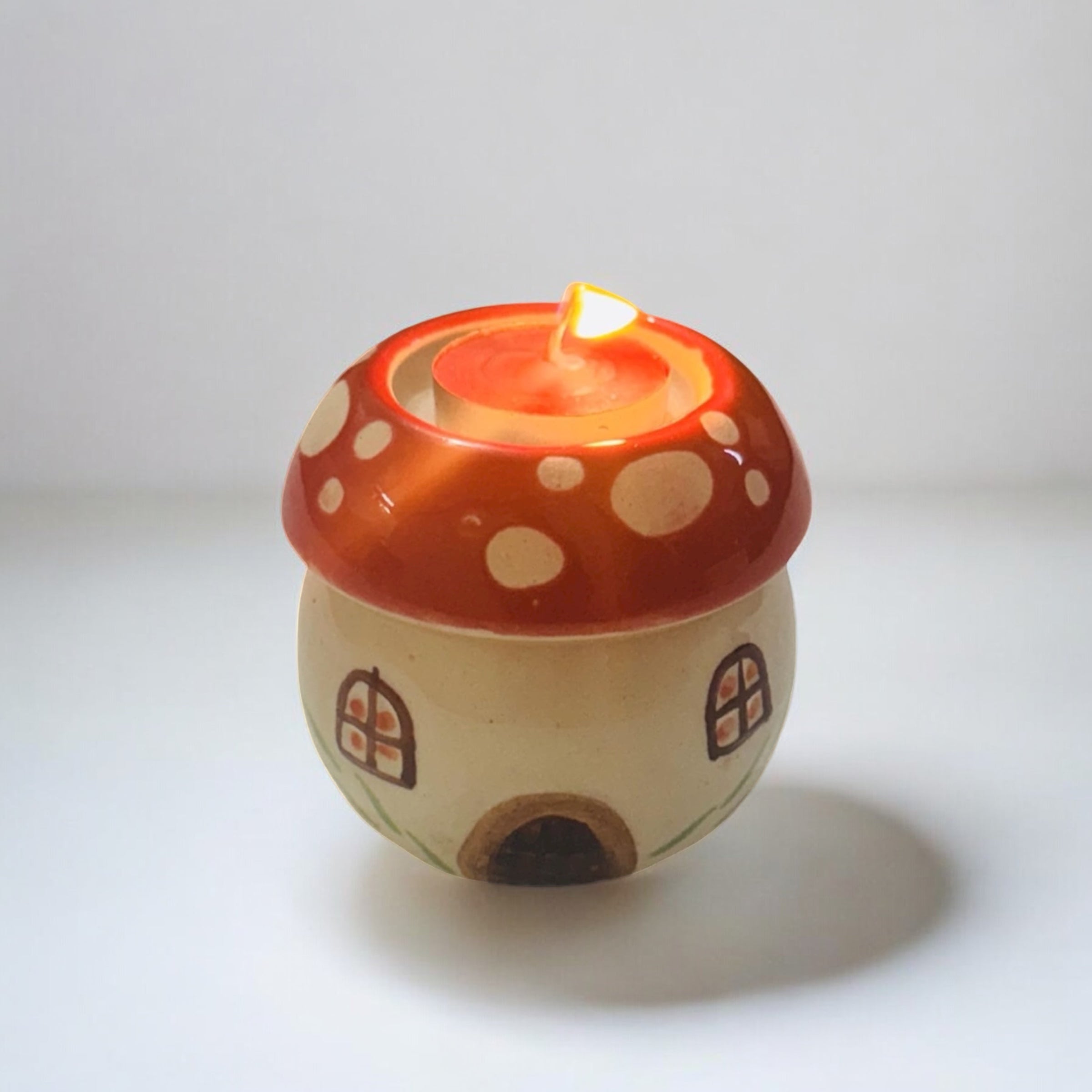 Ceramic Tea Light Candle Holder for Home Decoration | Handmade Table Decor | Decorative Tea Light Stand for Living Room, Bedroom & Festive Decoration (White)