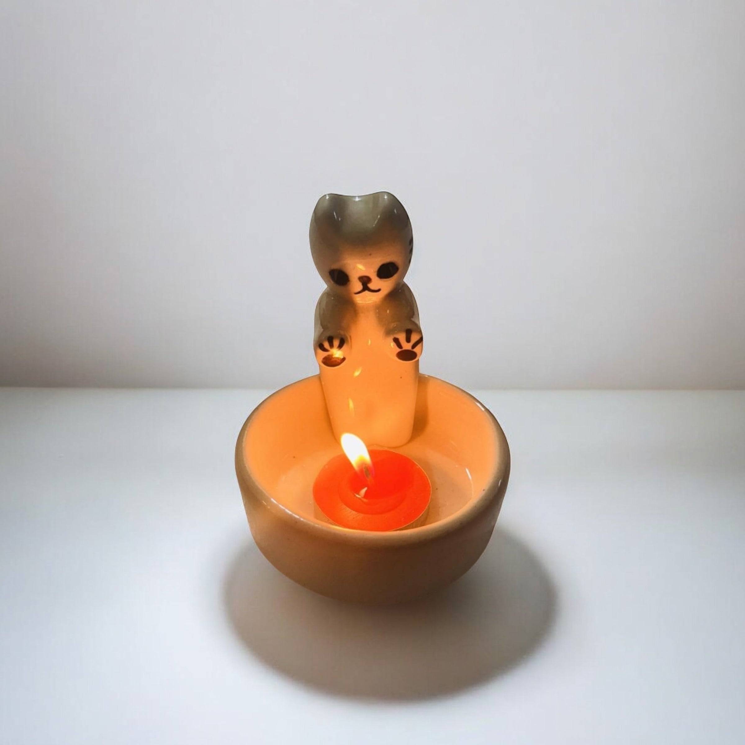 Ceramic Tea Light Candle Holder for Home Decoration | Handmade Table Decor | Decorative Tea Light Stand for Living Room, Bedroom & Festive Decoration (White)