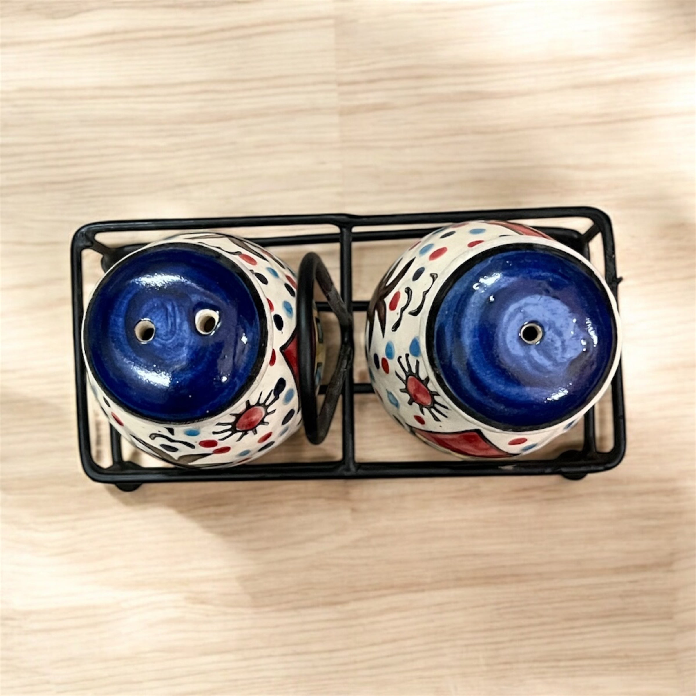 SOULCRAFTZ Salt Pepper Sprinkler Set for Dining Table & Kitchen Ceramic Salt and Pepper Shakers Set Dispenser Set with Wire Holders (80 ML)